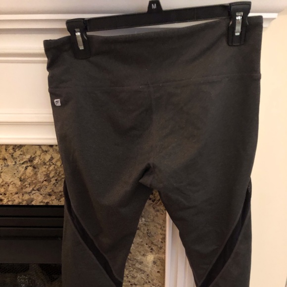 Gray fabletics workout pants - Picture 2 of 3